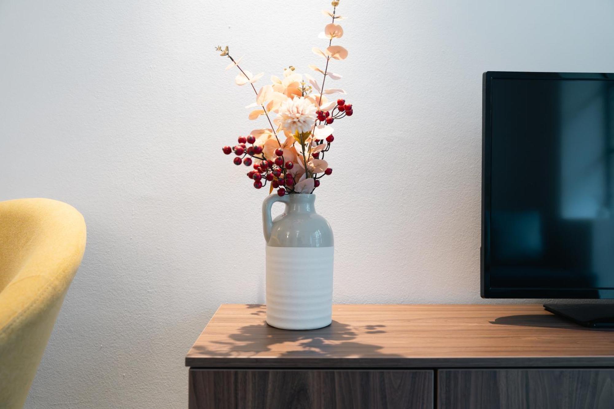Stylish 2-bedroom Flat With Balcony In Clerkenwell Appartement Londen